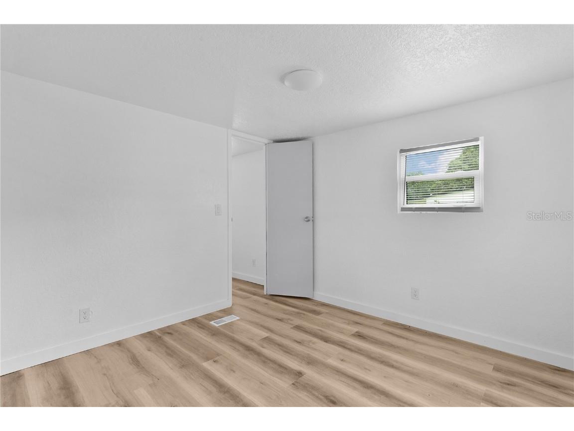 27301 Lemon Avenue Okahumpka FL 34762 G5100692 image17