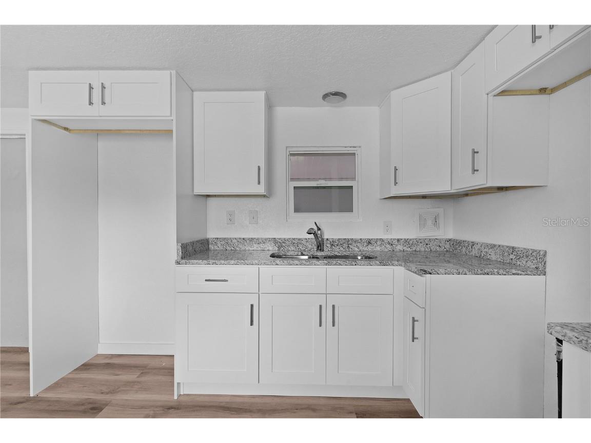 27301 Lemon Avenue Okahumpka FL 34762 G5100692 image5