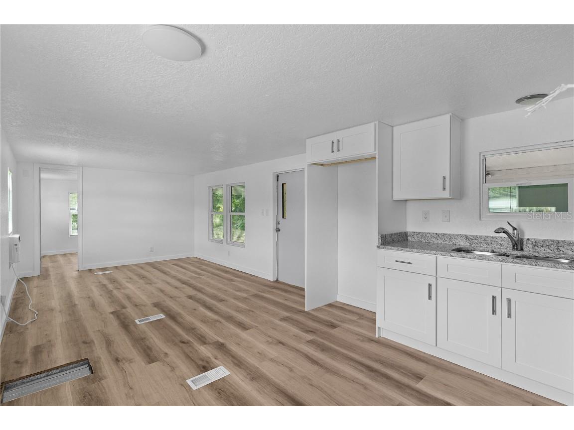 27301 Lemon Avenue Okahumpka FL 34762 G5100692 image9