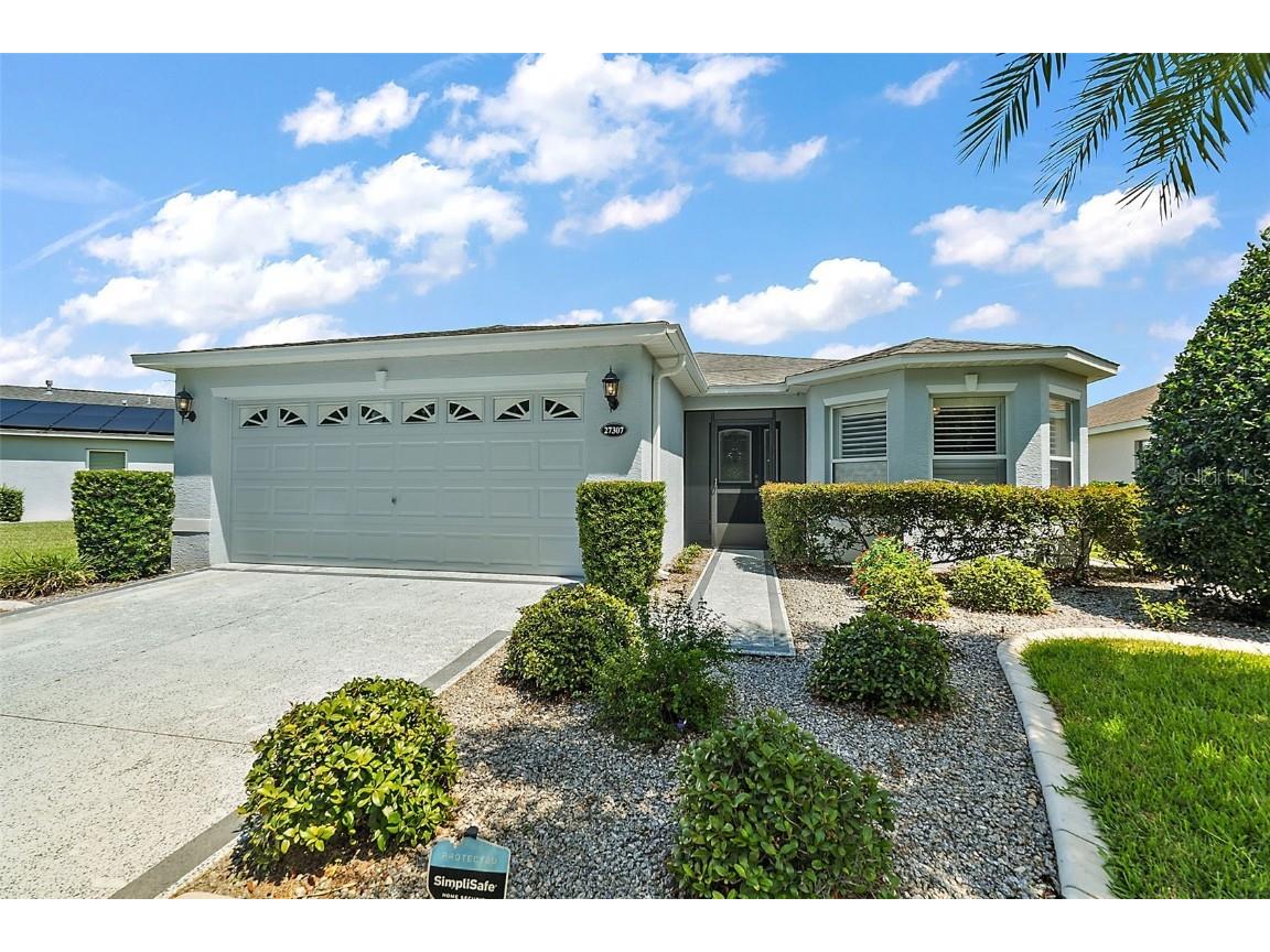 27307 Roanoke Drive Leesburg FL 34748 G5085821 image1
