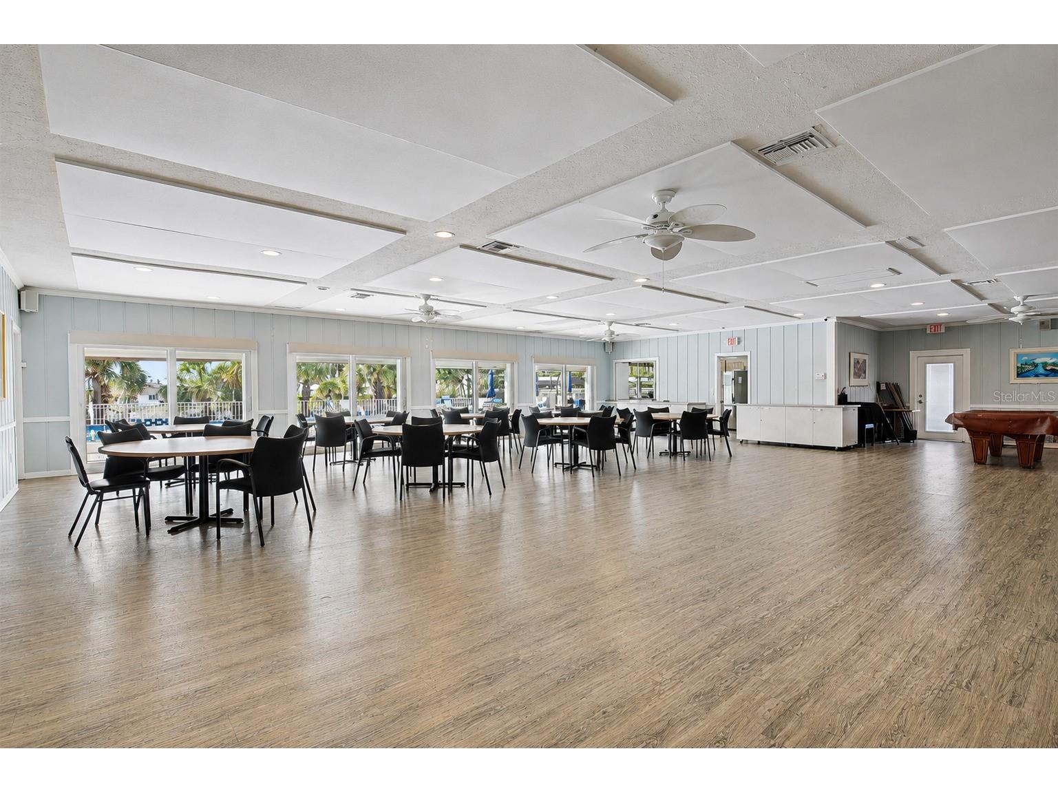 2731 Riverbluff Way #V76 Sarasota FL 34231 A4696921 image28