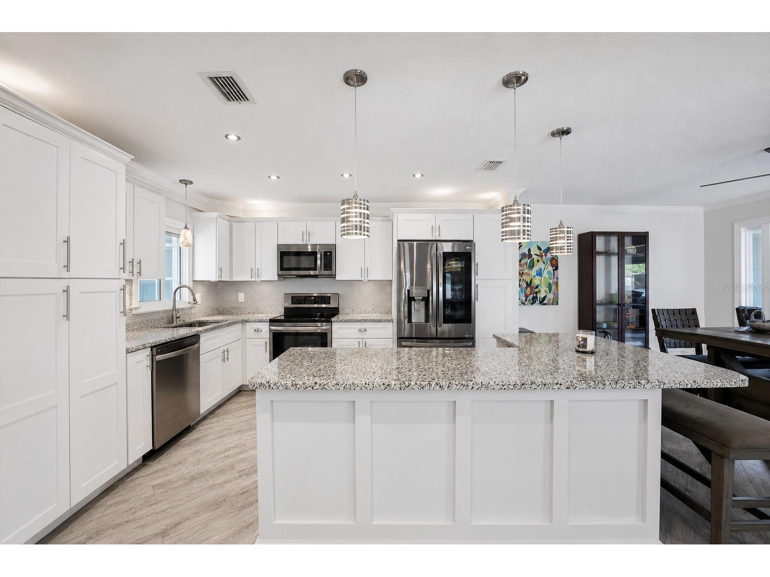 2731 Riverbluff Way #V76 Sarasota FL 34231 A4696921 image9