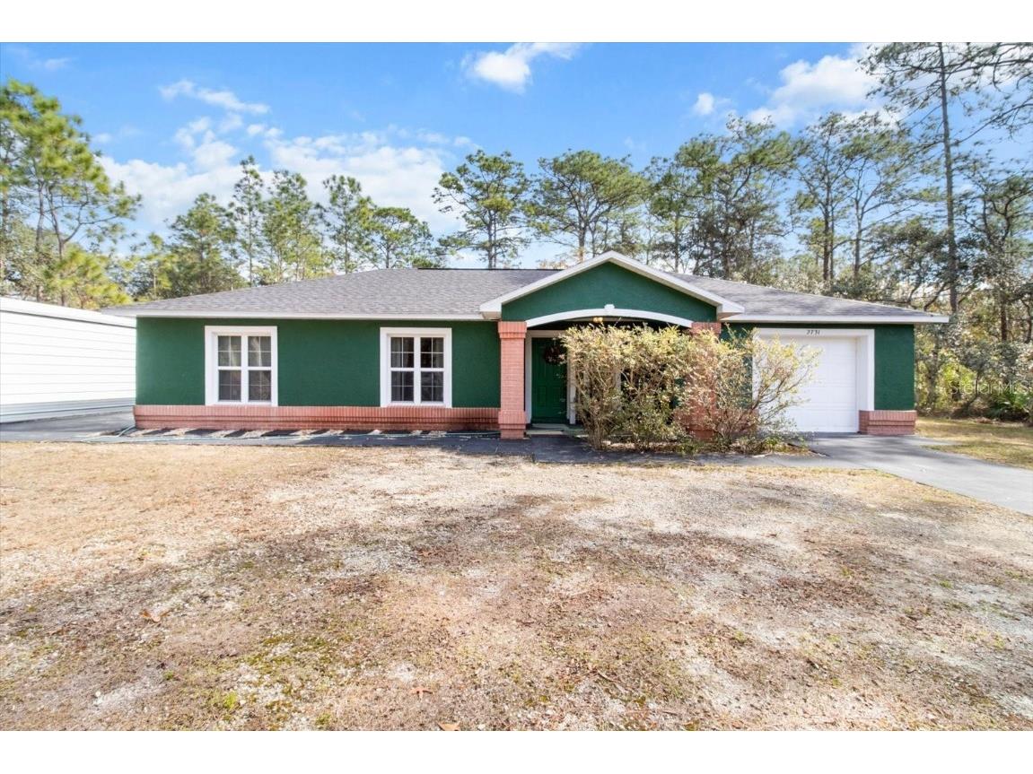 2731 S Bascombe Avenue Homosassa FL 34446 OM692376 image1
