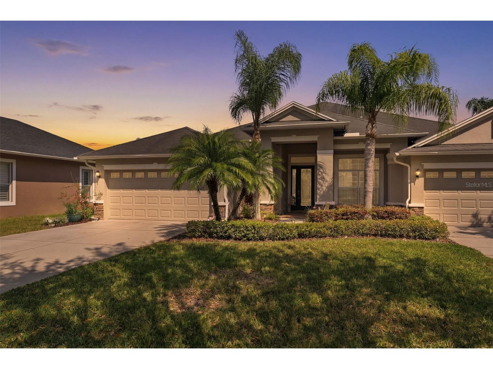 2732 Devonoak Boulevard Land O Lakes FL 34638 W7884283 image1