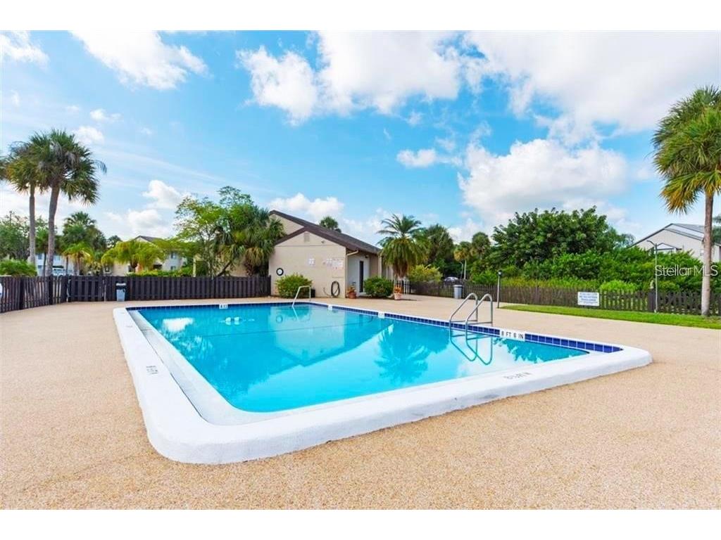 2732 Hidden Lake Boulevard #D Sarasota FL 34237 A4675591 image16