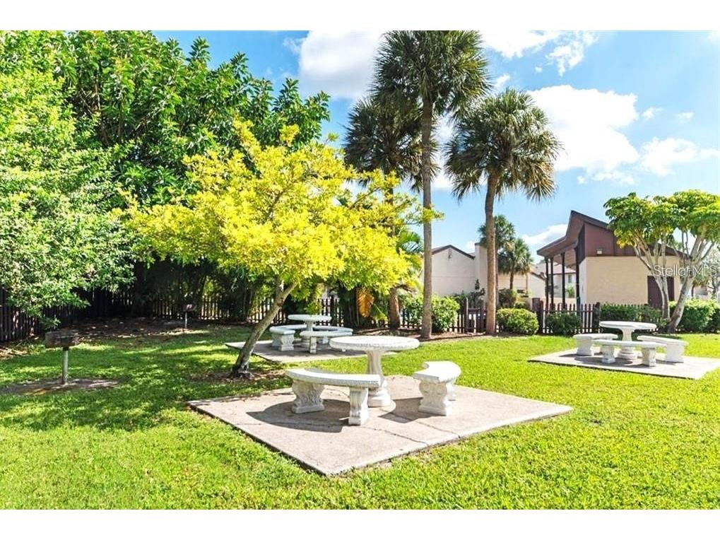 2732 Hidden Lake Boulevard #D Sarasota FL 34237 A4675591 image17