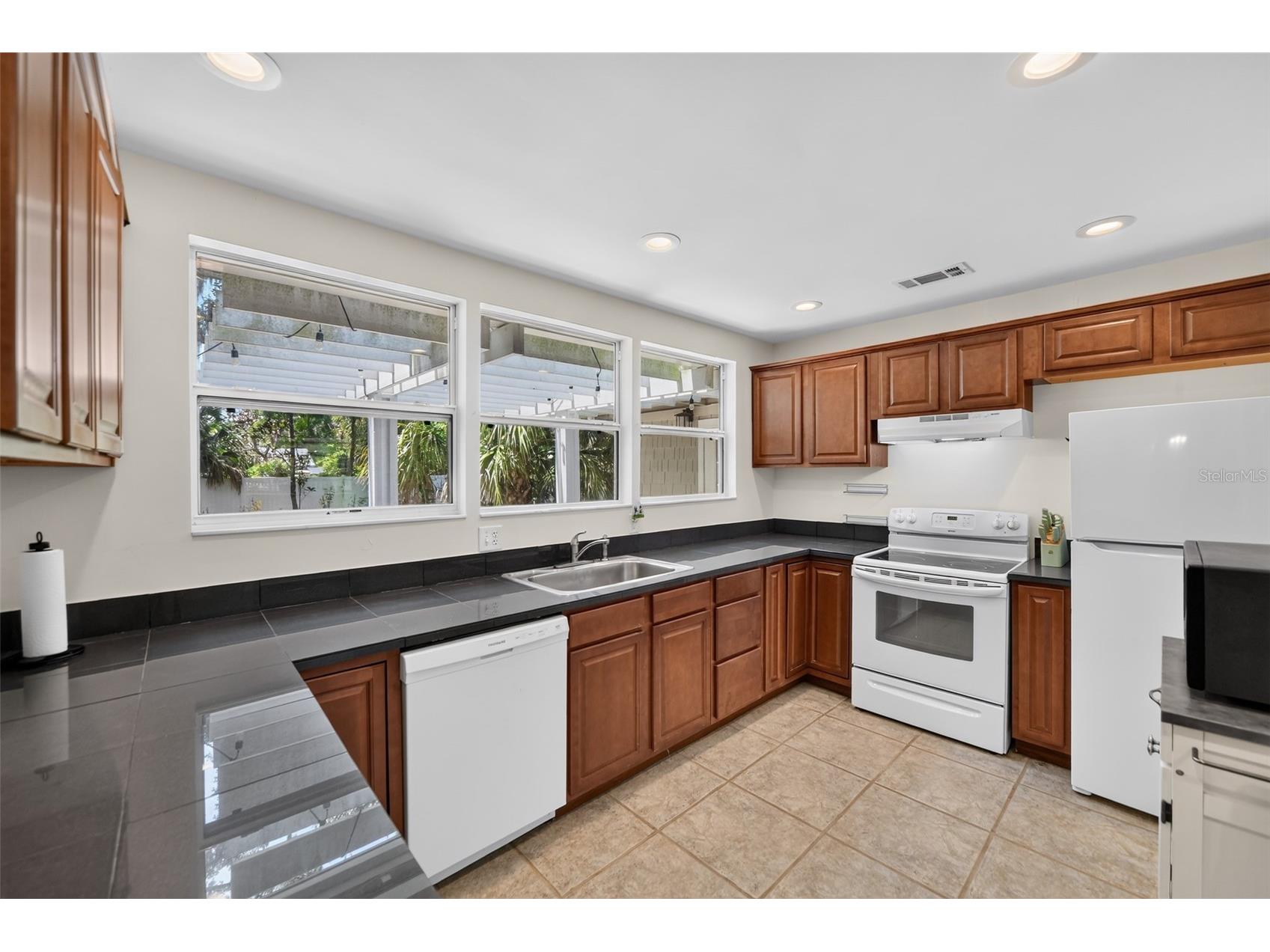 2732 Newark Way Orlando FL 32803 O6425363 image4