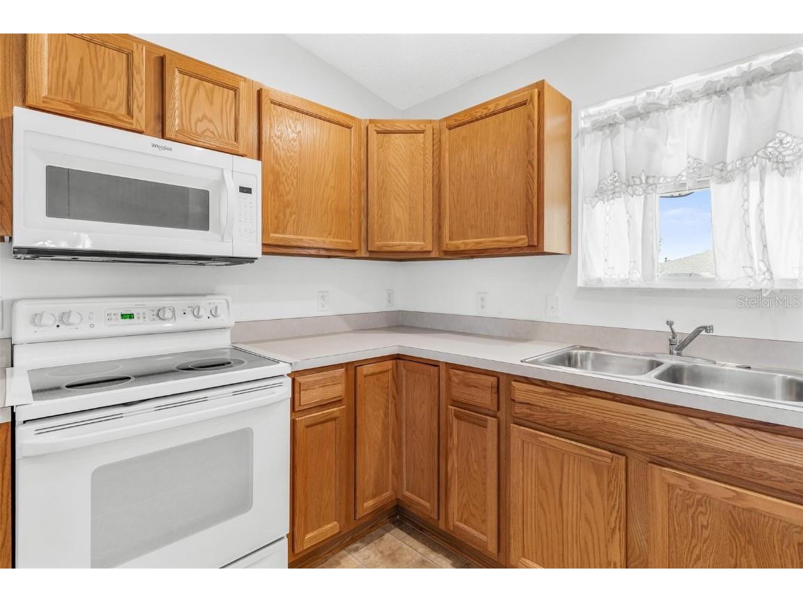 2732 Privada Drive The Villages FL 32162 G5104641 image17