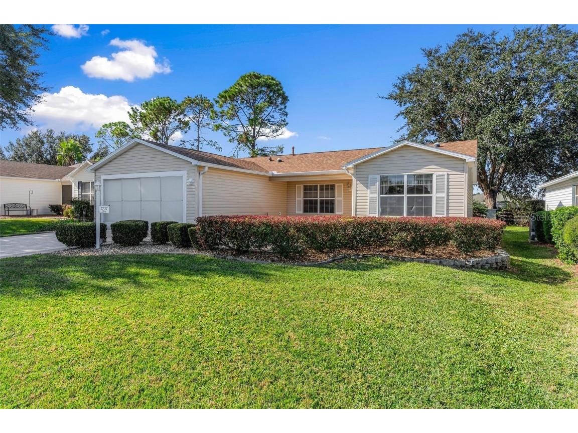 2732 Privada Drive The Villages FL 32162 G5104641 image2