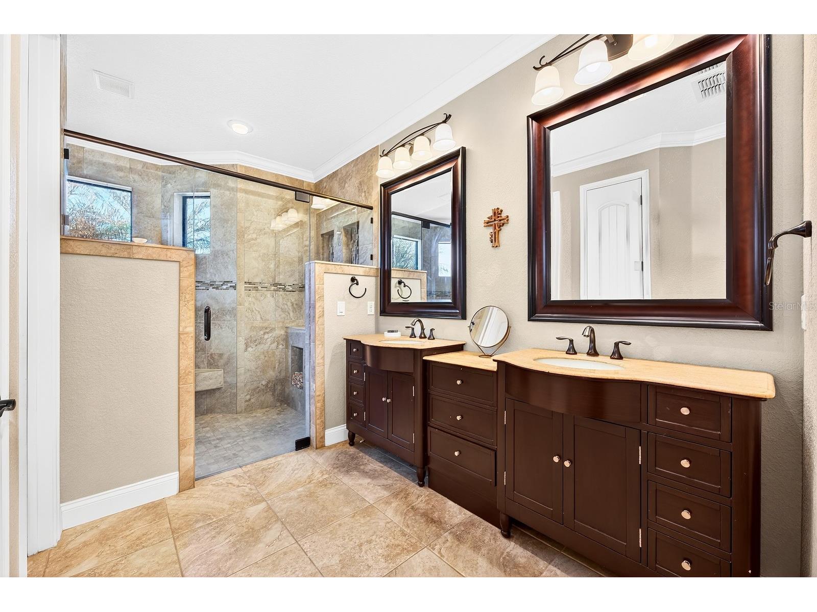 27324 Grand Oak Lane Tavares FL 32778 - HARRIS CHAIN OF LAKES O6382196 image21