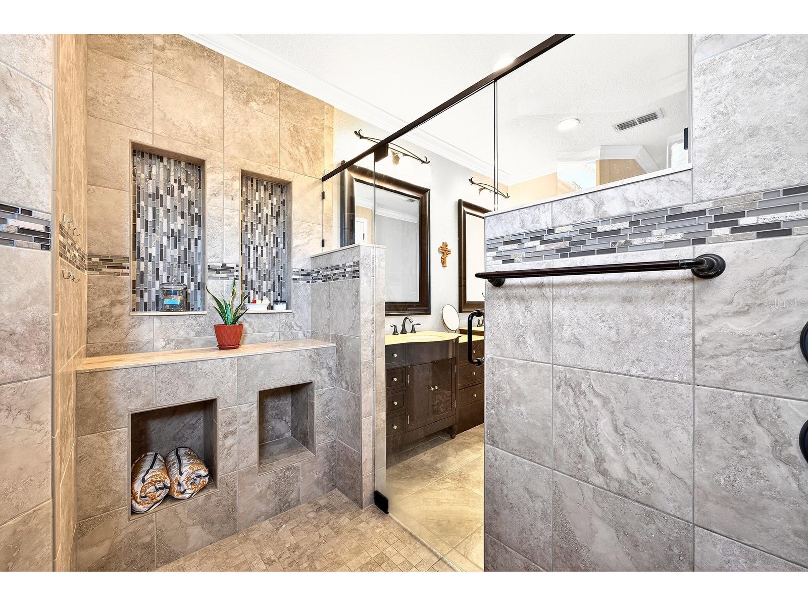 27324 Grand Oak Lane Tavares FL 32778 - HARRIS CHAIN OF LAKES O6382196 image22