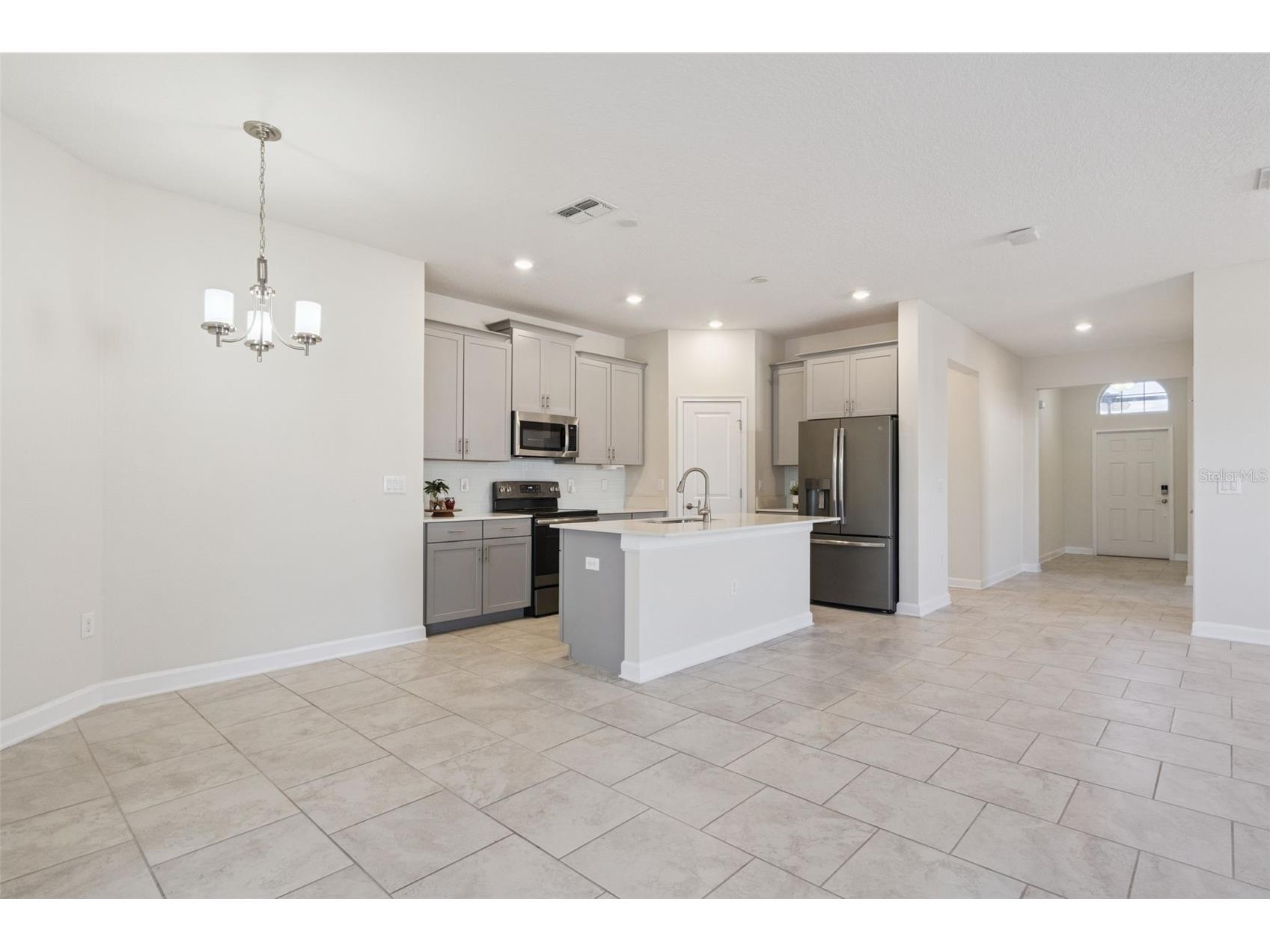 2733 Attwater Loop Winter Haven FL 33884 - LAKE RUBY P4937444 image12