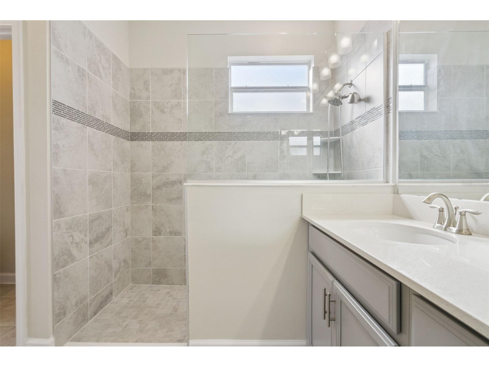 2733 Attwater Loop Winter Haven FL 33884 - LAKE RUBY P4937444 image18