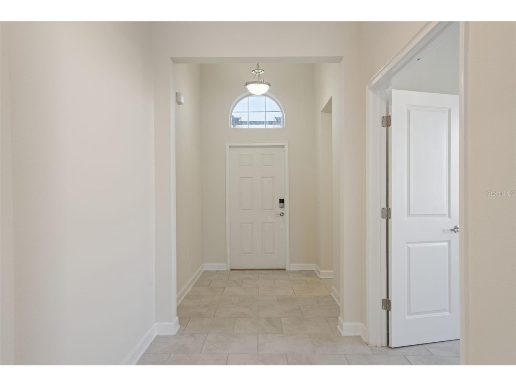 2733 Attwater Loop Winter Haven FL 33884 - LAKE RUBY P4937444 image4