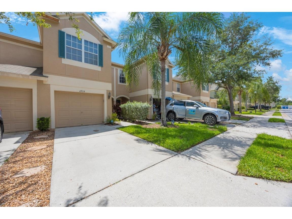 2733 Conch Hollow Drive Brandon FL 33511 TB8392326 image1