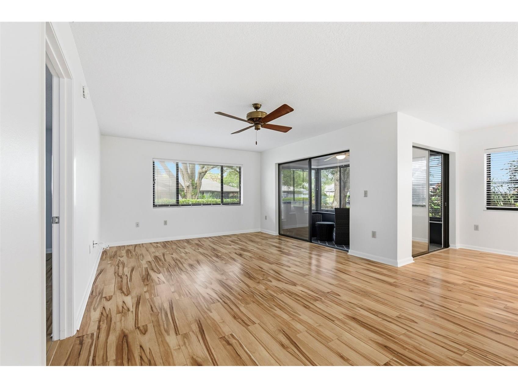 2733 Countryside Boulevard #108 Clearwater FL 33761 W7885718 image18