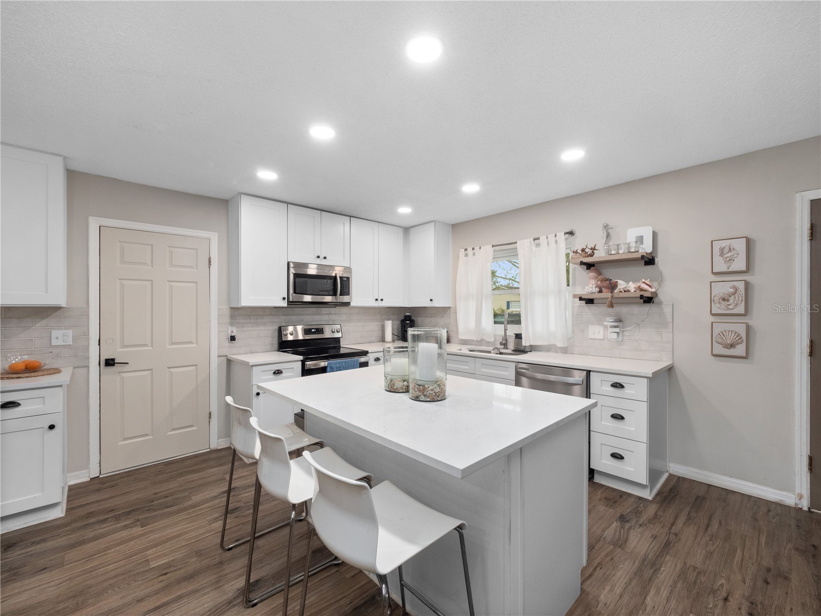 2733 Middle Street Orlando FL 32807 O6394410 image10