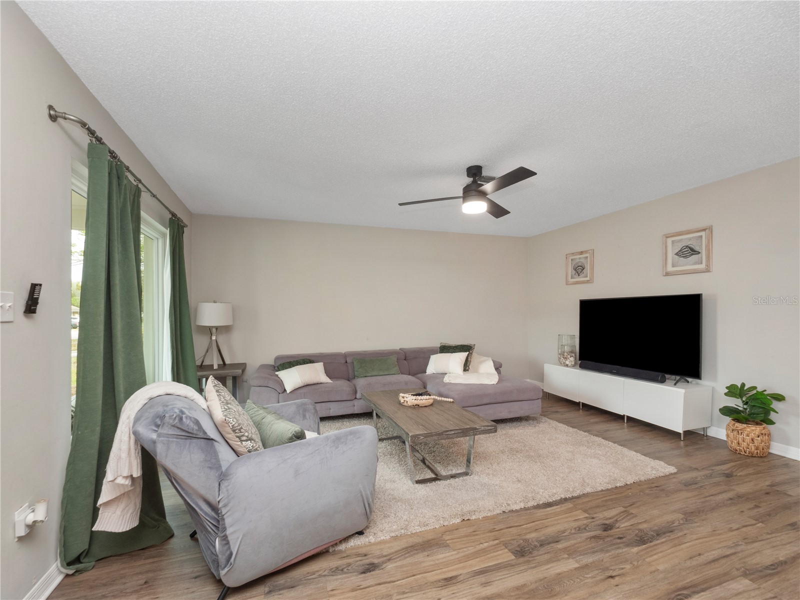 2733 Middle Street Orlando FL 32807 O6394410 image7