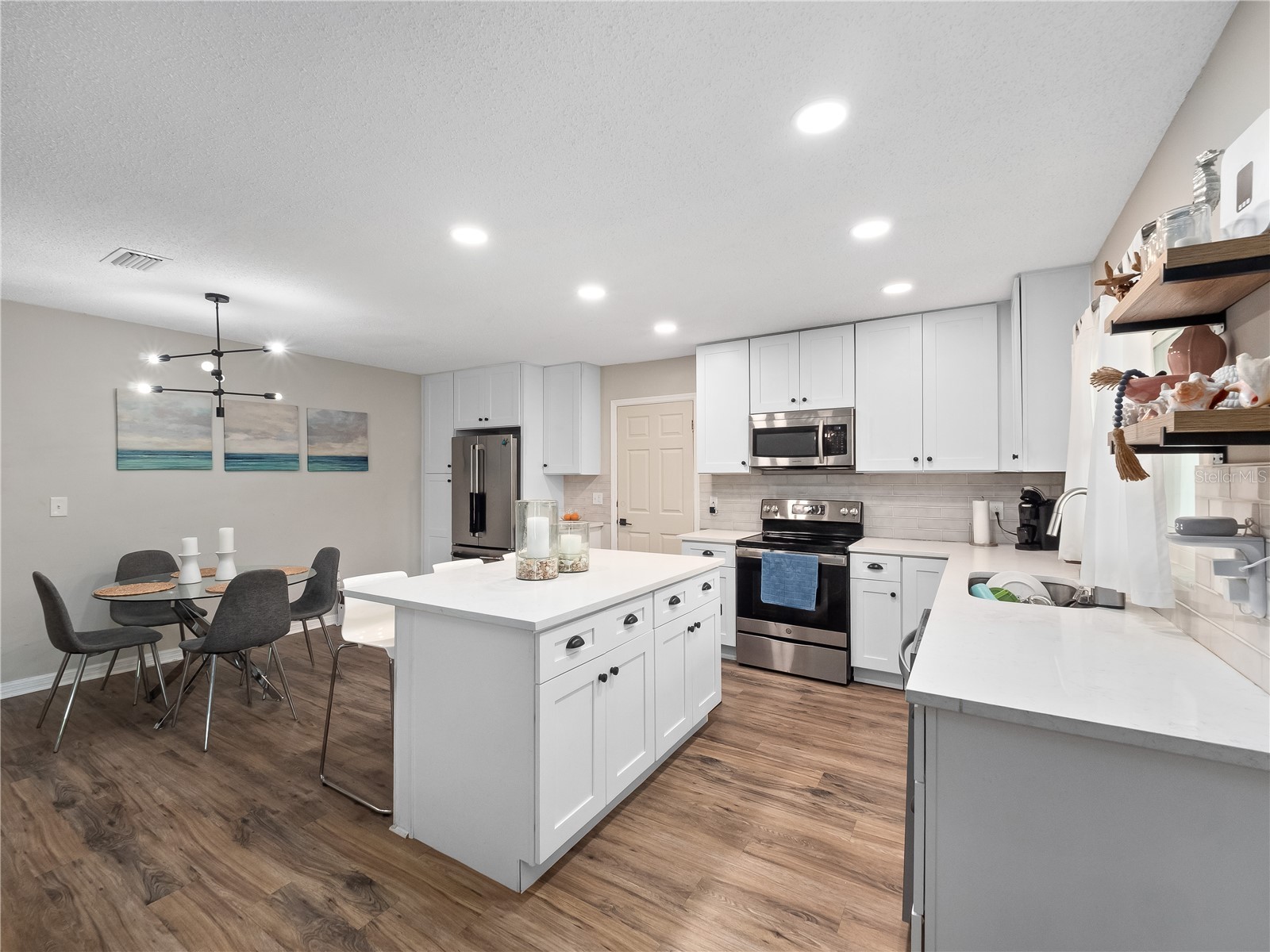 2733 Middle Street Orlando FL 32807 O6394410 image8
