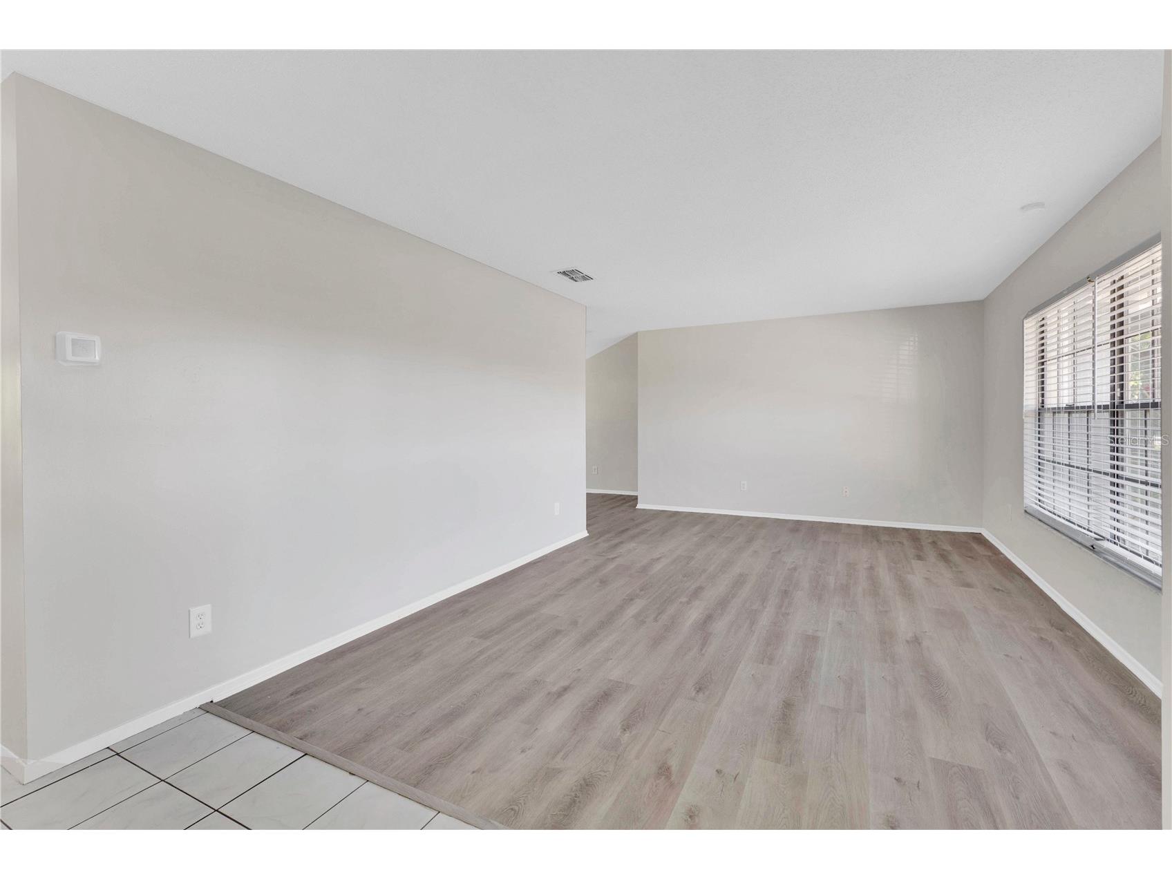 2733 Mint Drive Orlando FL 32837 O6394124 image3