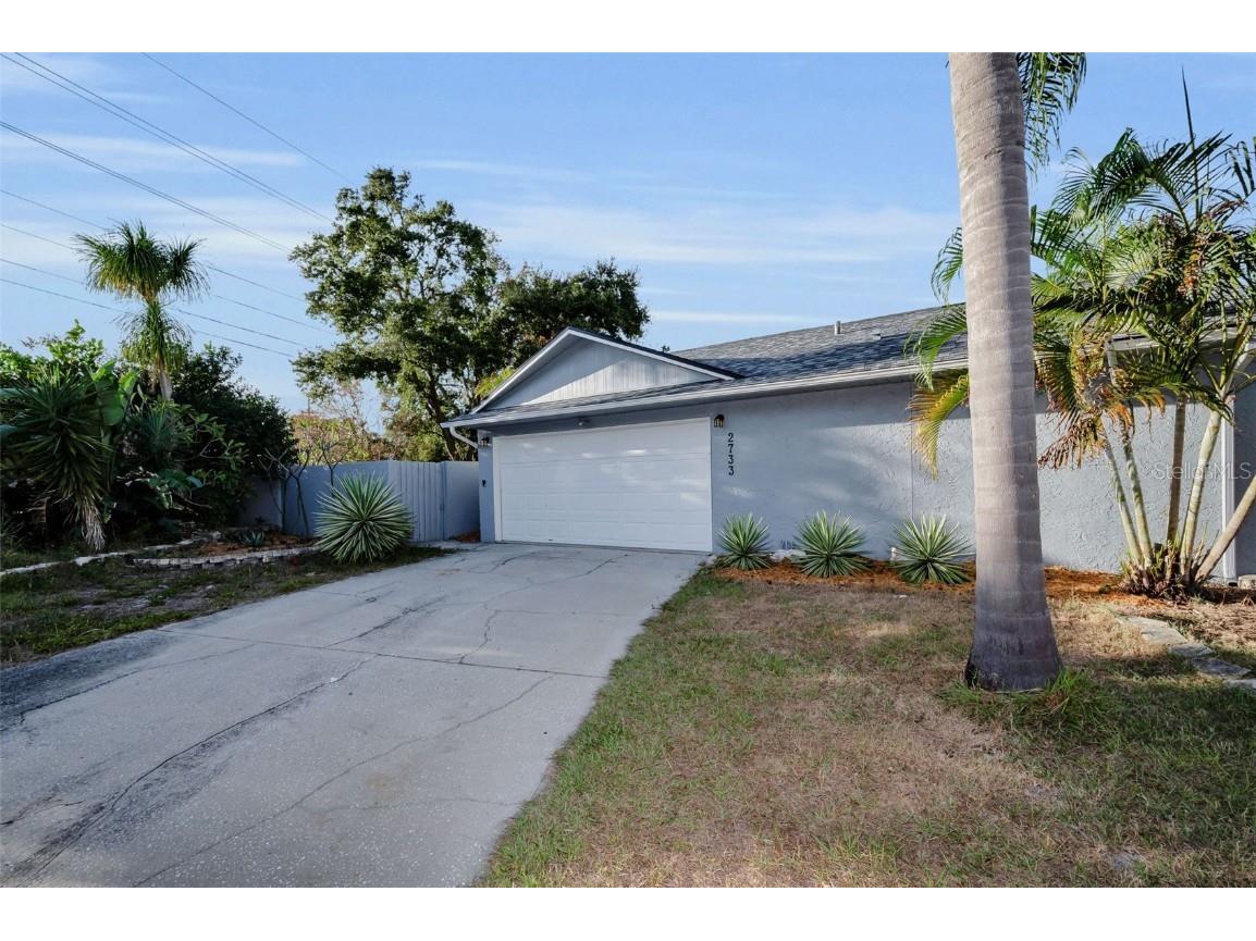 2733 Nicole Circle Palm Harbor FL 34684 TB8452588 image1
