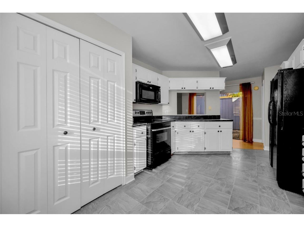 2733 Nicole Circle Palm Harbor FL 34684 TB8452588 image17