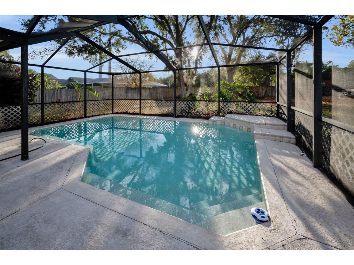 2733 Nicole Circle Palm Harbor FL 34684 TB8452588 image36