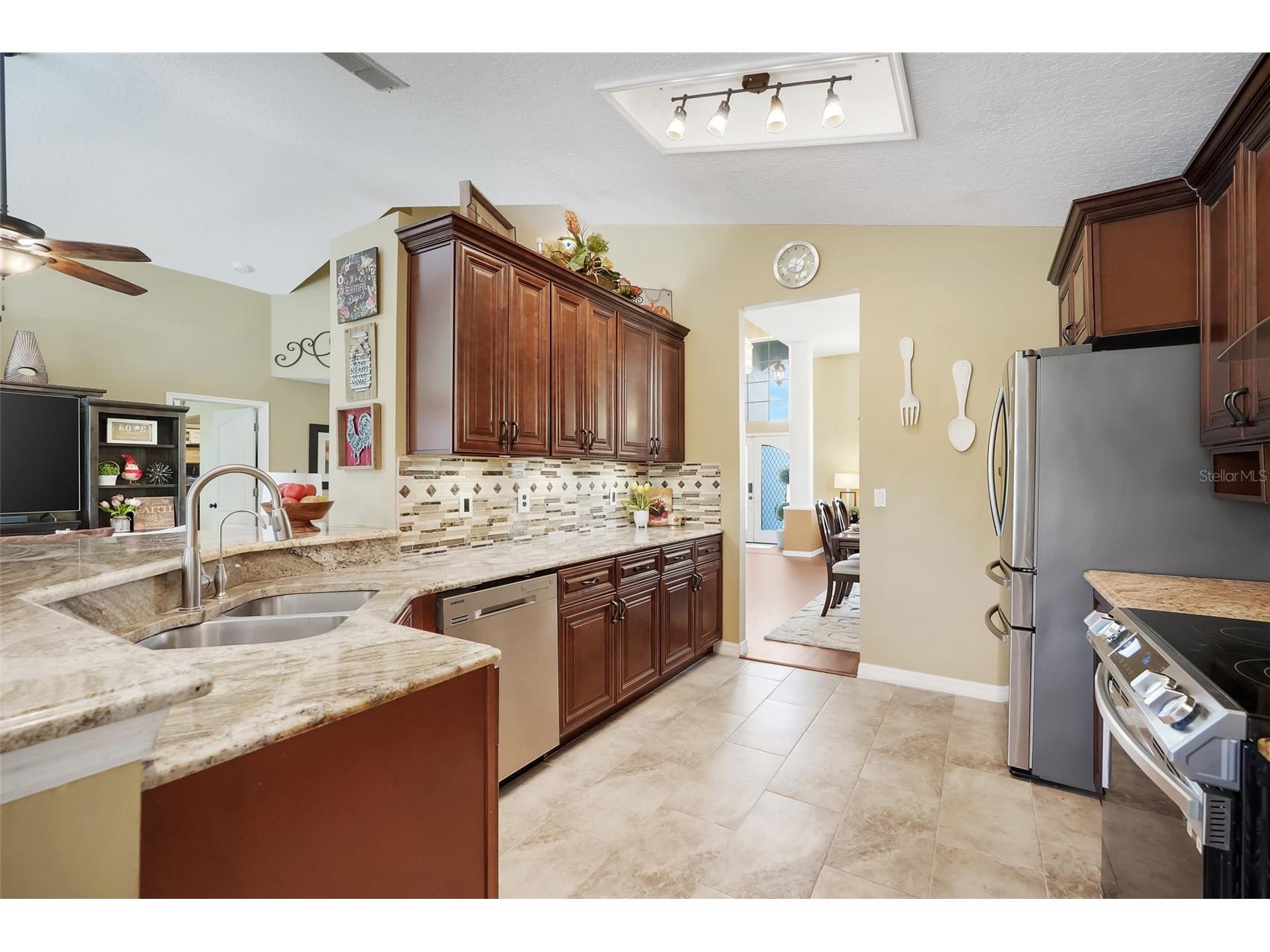 2733 Runyon Circle Orlando FL 32837 O6406083 image25