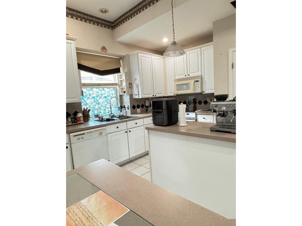 2733 Scarborough Drive Kissimmee FL 34744 OM705024 image13