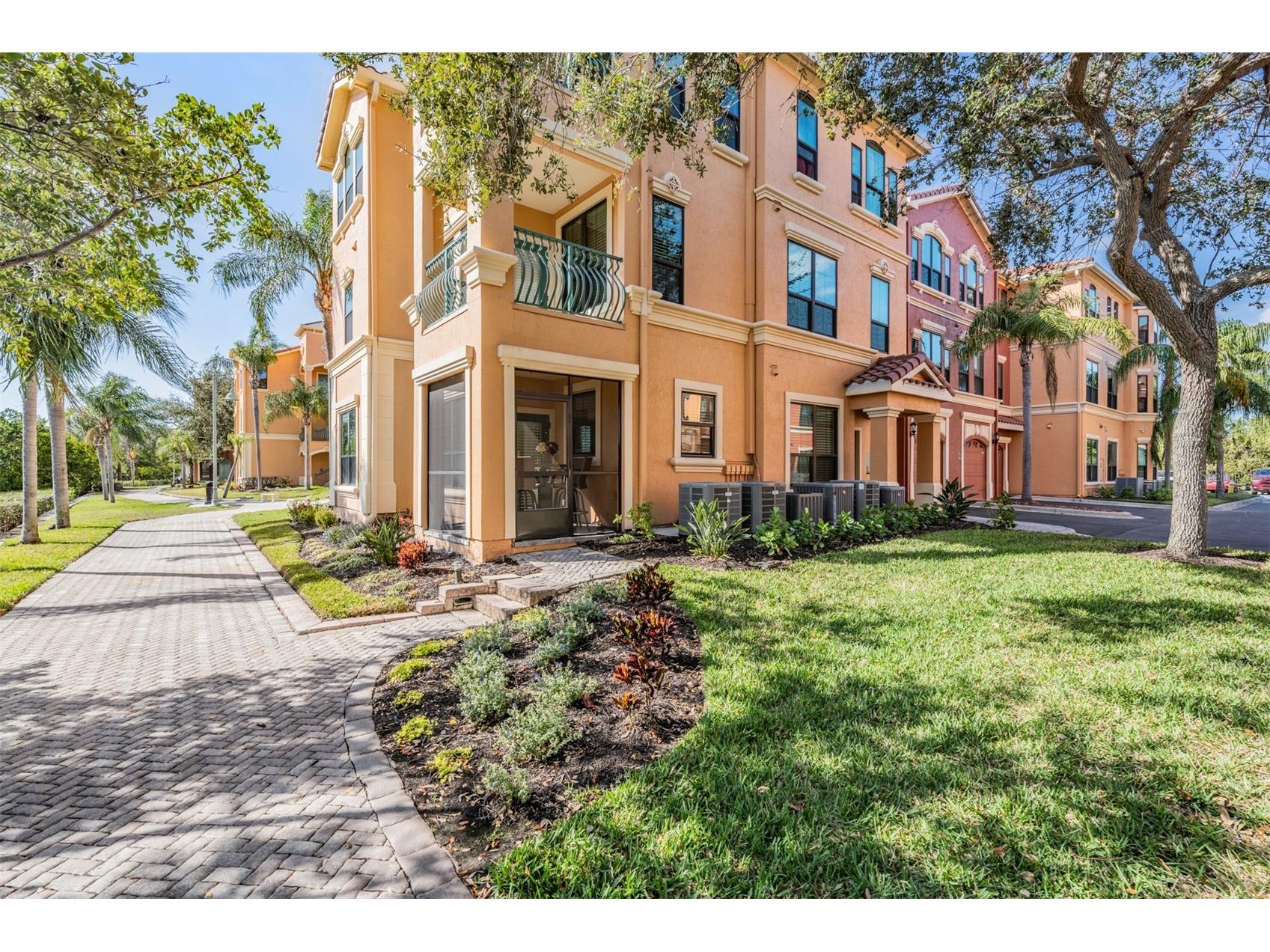 2733 Via Cipriani #814A Clearwater FL 33764 TB8460583 image1