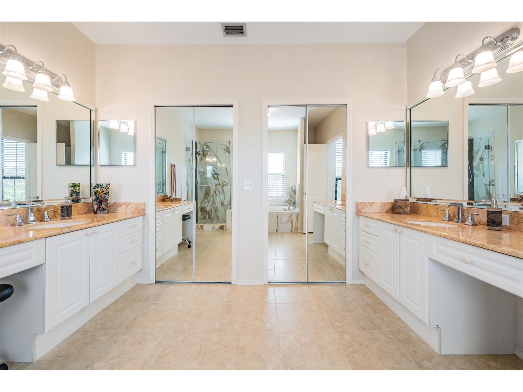 2733 Via Cipriani #814A Clearwater FL 33764 TB8460583 image24