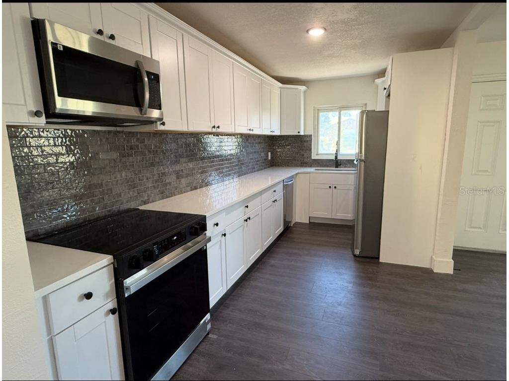 2734 19th Street S Saint Petersburg FL 33712 TB8448665 image5