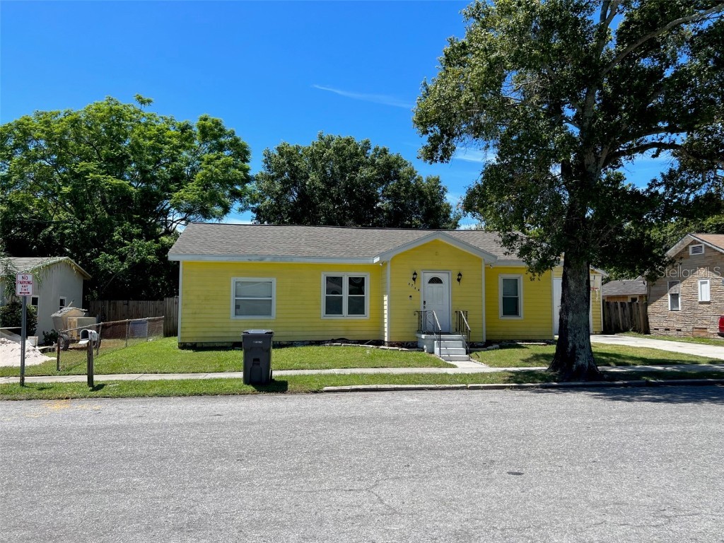 2734 53rd Avenue N Saint Petersburg FL 33714 U8175808 image1