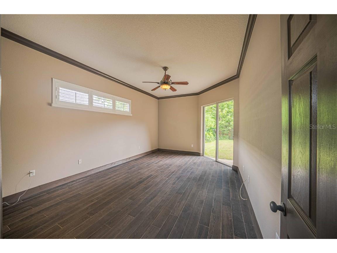 2734 Mendelin Street Apopka FL 32703 V4937554 image12