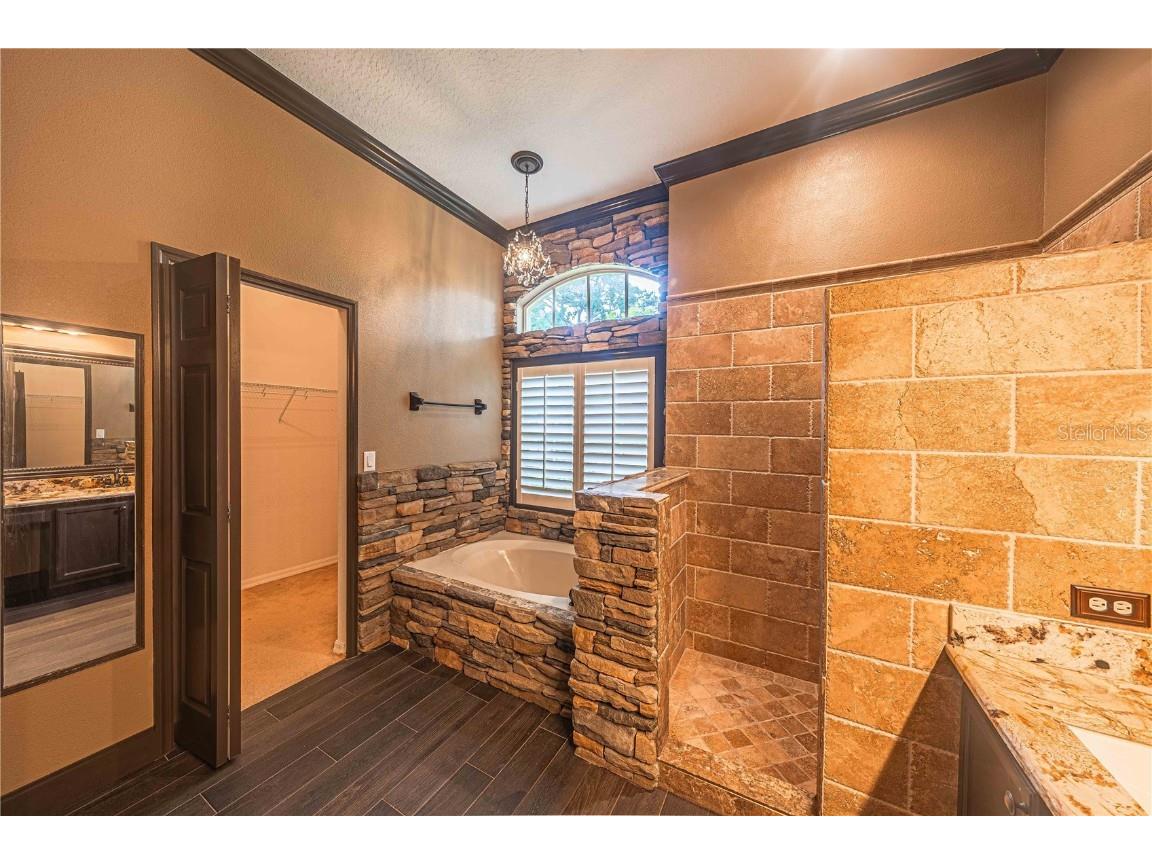 2734 Mendelin Street Apopka FL 32703 V4937554 image15