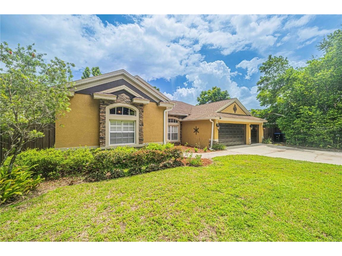 2734 Mendelin Street Apopka FL 32703 V4937554 image2