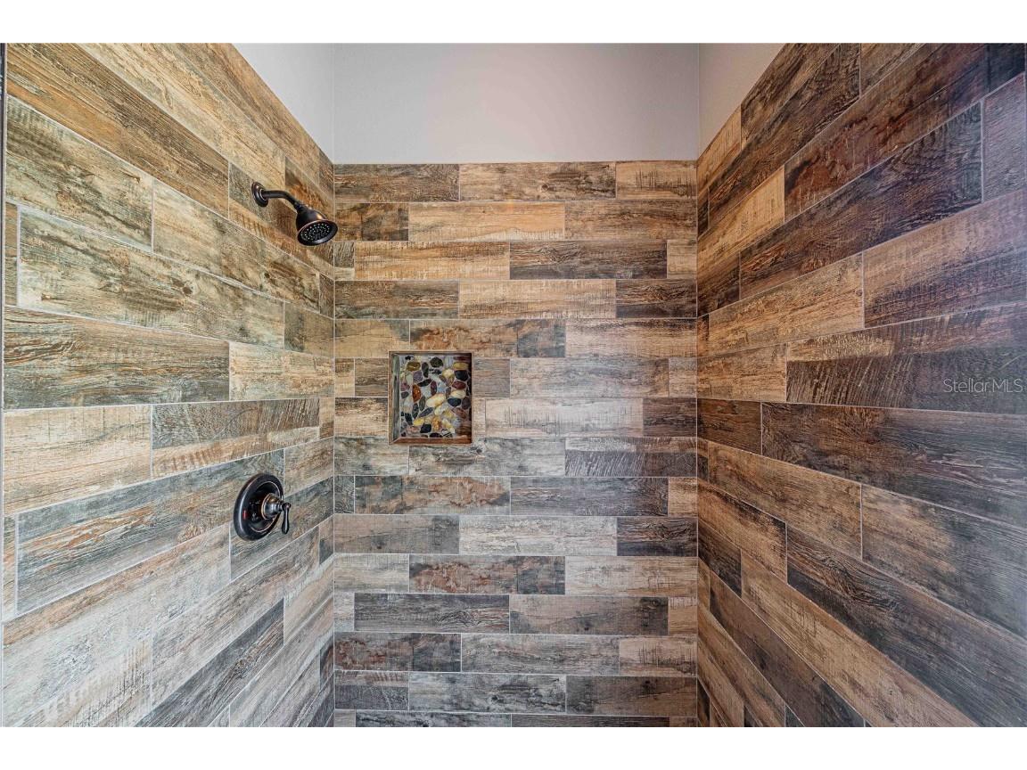 2734 Mendelin Street Apopka FL 32703 V4937554 image35