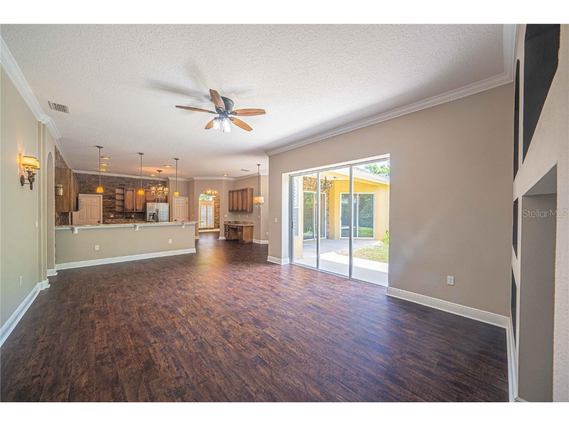 2734 Mendelin Street Apopka FL 32703 V4937554 image36