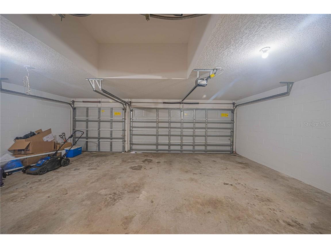 2734 Mendelin Street Apopka FL 32703 V4937554 image37