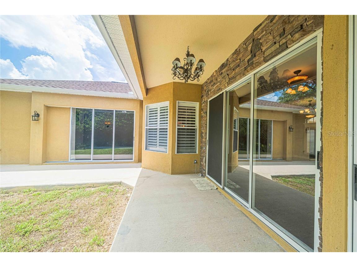 2734 Mendelin Street Apopka FL 32703 V4937554 image42