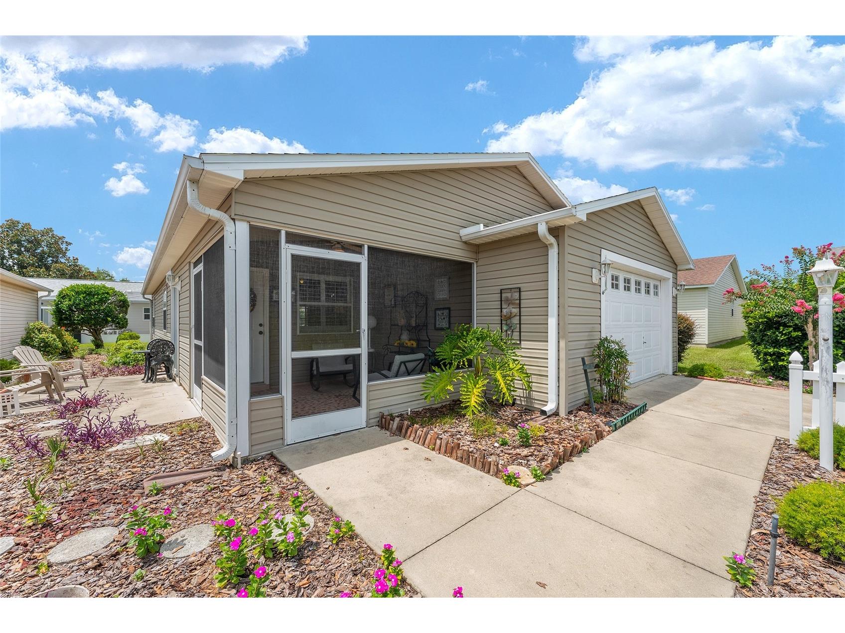 2734 Moncayo Avenue The Villages FL 32162 G5114894 image2