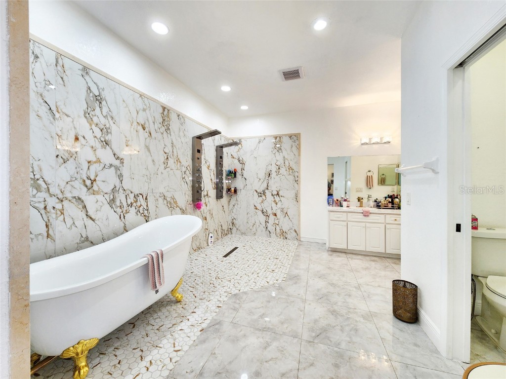 2735 Berkford Circle Lakeland FL 33810 TB8369593 image32