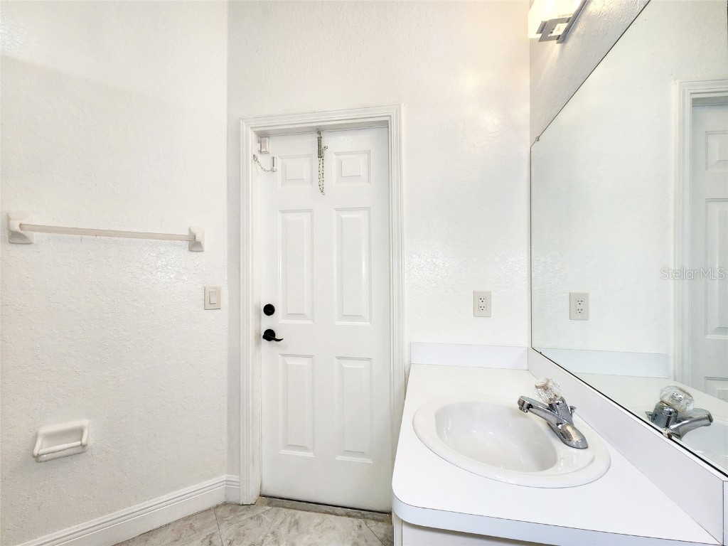 2735 Berkford Circle Lakeland FL 33810 TB8369593 image43