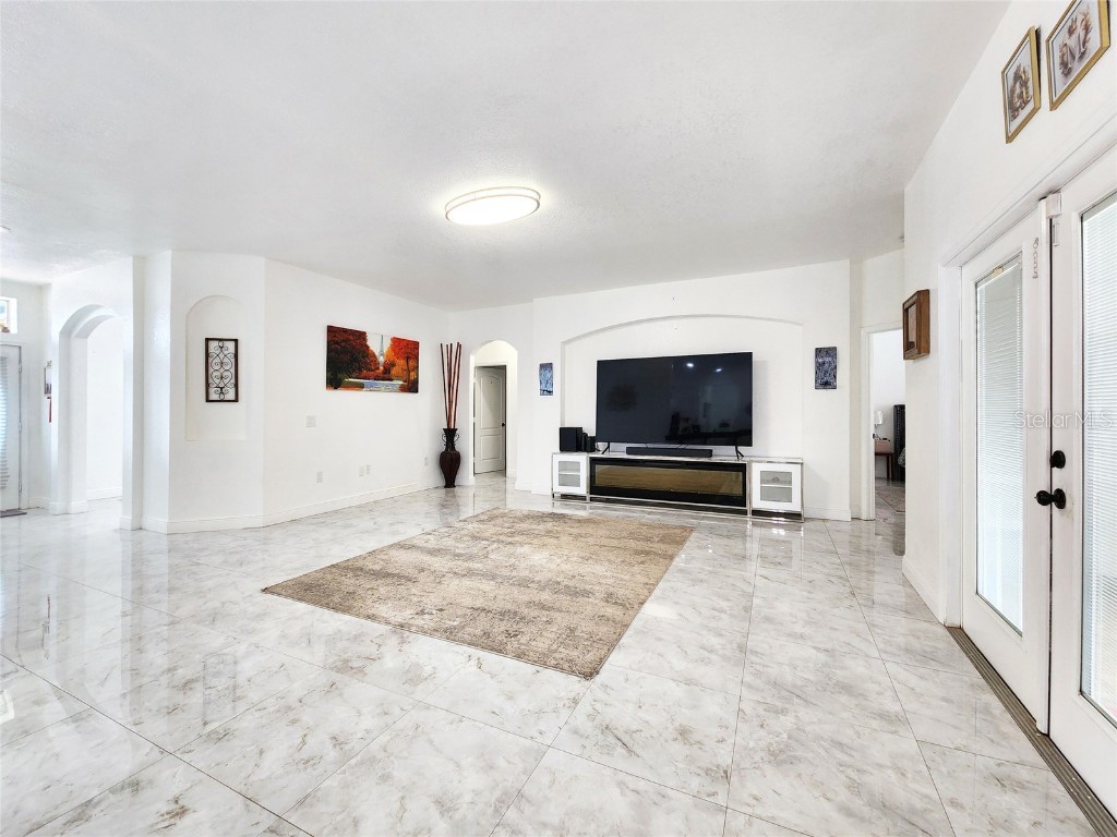 2735 Berkford Circle Lakeland FL 33810 TB8369593 image9