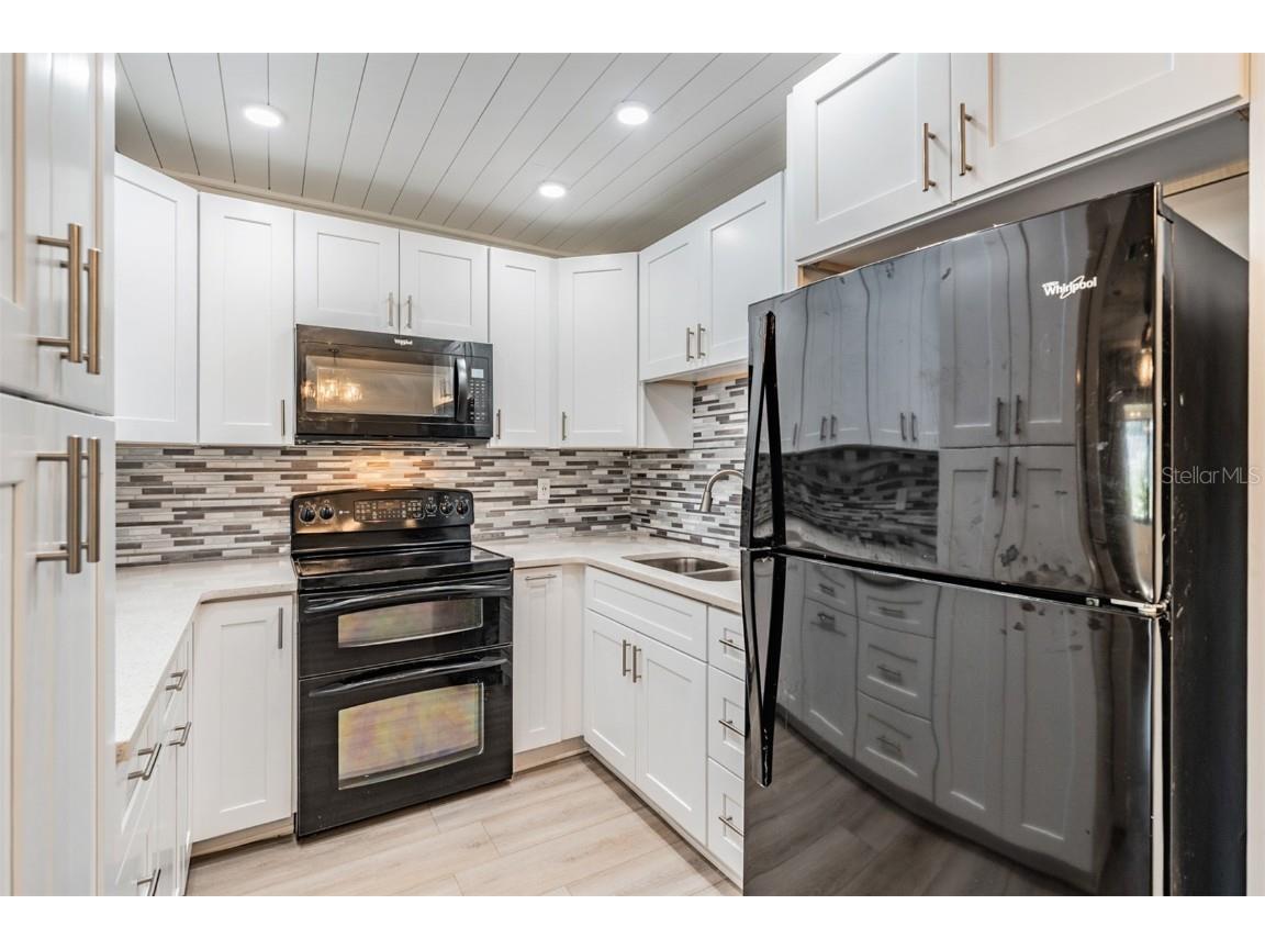 2735 Sherbrooke Lane #A Palm Harbor FL 34684 TB8438145 image6