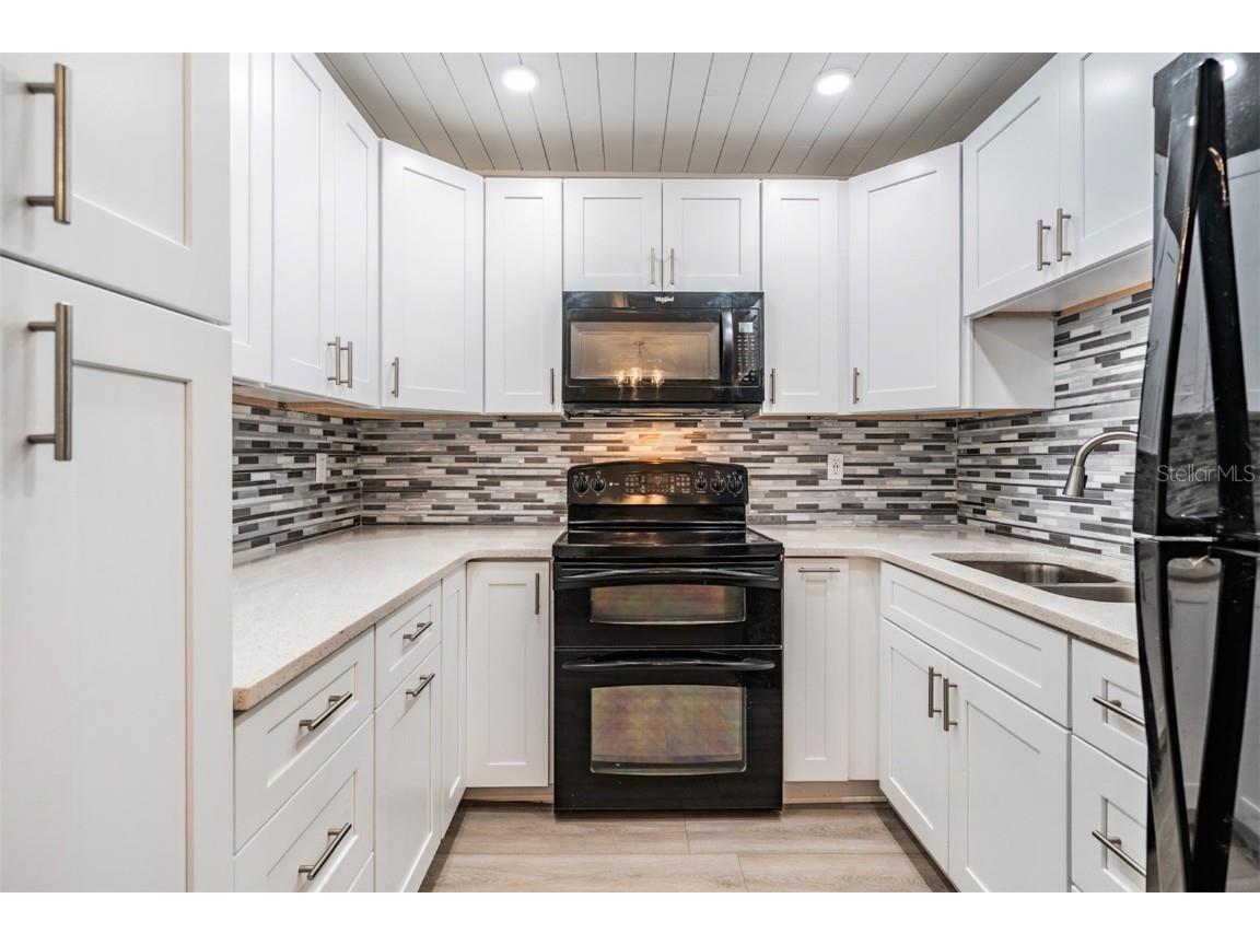 2735 Sherbrooke Lane #A Palm Harbor FL 34684 TB8438145 image7