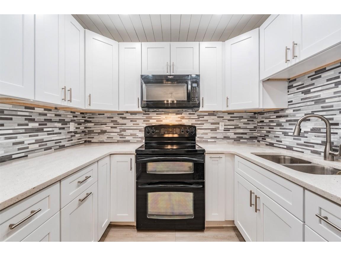 2735 Sherbrooke Lane #A Palm Harbor FL 34684 TB8438145 image8