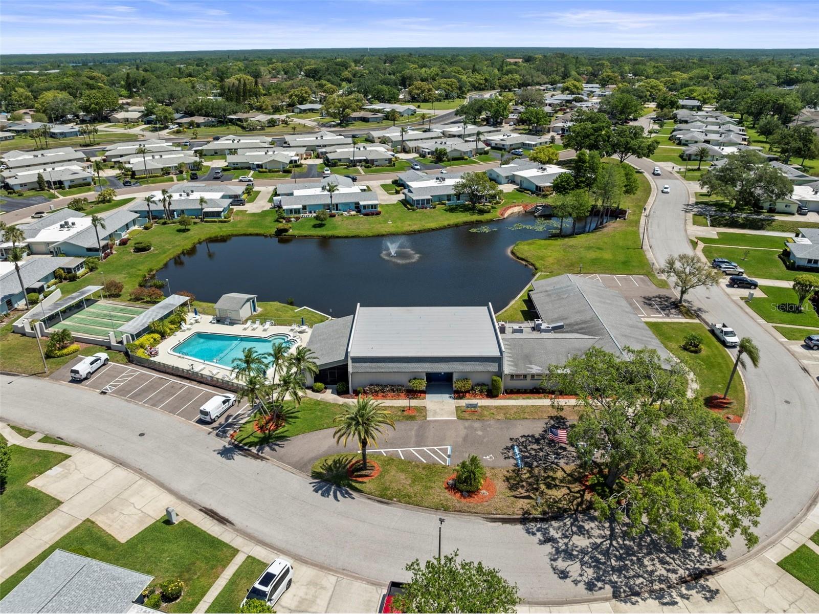 2735 Sherbrooke Lane #D Palm Harbor FL 34684 TB8461202 image24