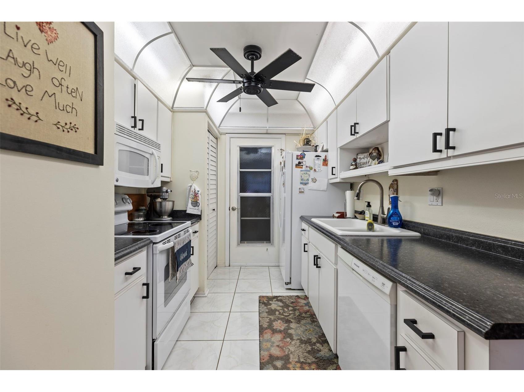 2735 Sherbrooke Lane #D Palm Harbor FL 34684 TB8461202 image6