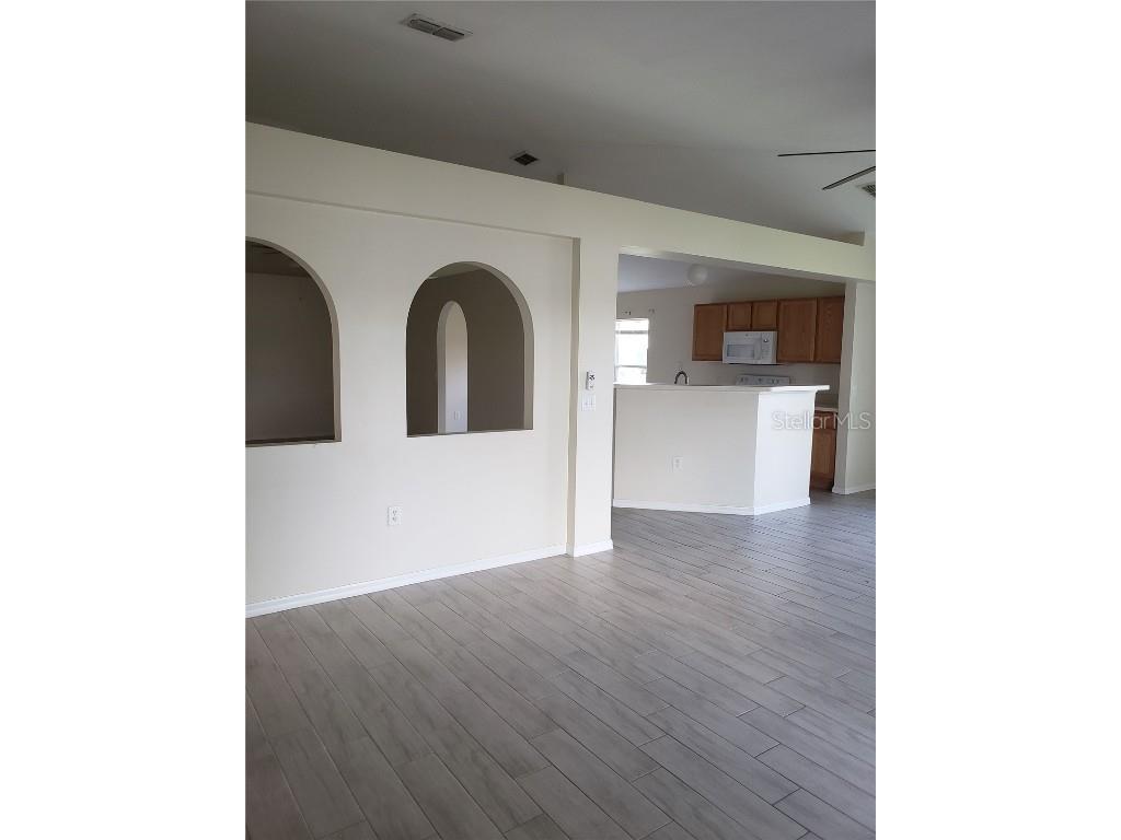 2735 Suncoast Lakes Boulevard Punta Gorda FL 33980 C7503494 image4